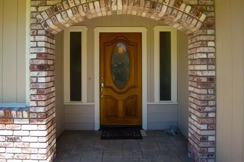 1820 Edgewood, Redding, CA 96003 photo 2