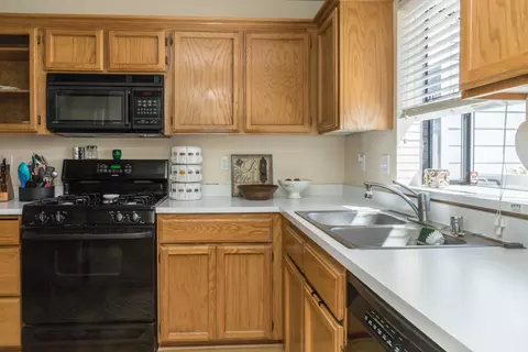6028 Mid Drive Trl, Redding, CA 96003 photo 10