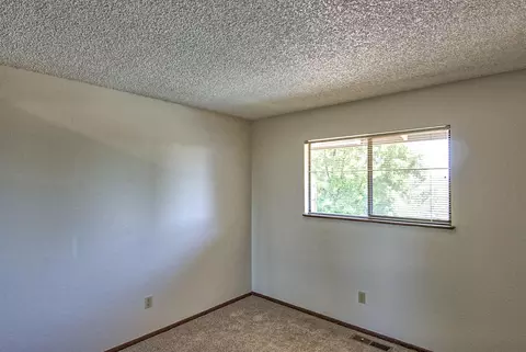 630 Royal Oaks Dr, Redding, CA 96001 photo 28
