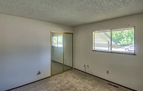 630 Royal Oaks Dr, Redding, CA 96001 photo 29