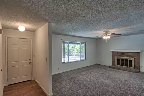3451 Glenwood Dr, Redding, CA 96003 photo 5