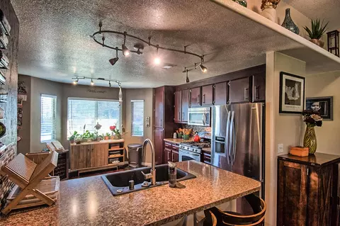 806 Grouse Dr, Redding, CA 96003 photo 8