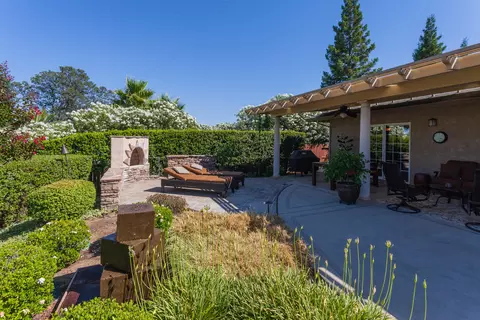 1648 Galway Dr, Redding, CA 96001 photo 13