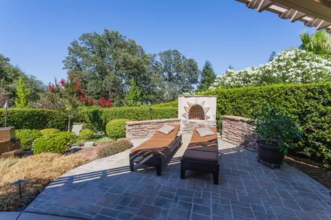 1648 Galway Dr, Redding, CA 96001 photo 7