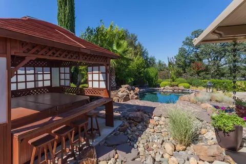 1648 Galway Dr, Redding, CA 96001 photo 14