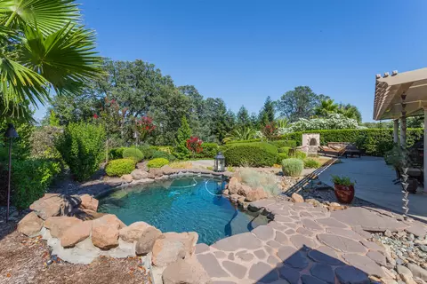 1648 Galway Dr, Redding, CA 96001 photo 10
