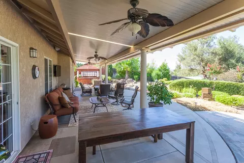 1648 Galway Dr, Redding, CA 96001 photo 5