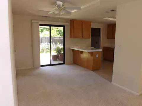 2735 Dawnridge Dr, Redding, CA 96001 photo 7
