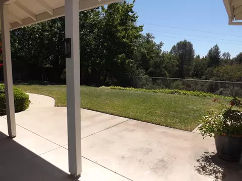 2735 Dawnridge Dr, Redding, CA 96001 photo 24