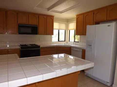 2735 Dawnridge Dr, Redding, CA 96001 photo 8