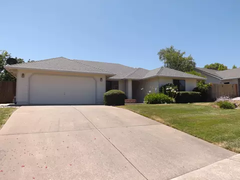 2735 Dawnridge Dr, Redding, CA 96001 photo 2