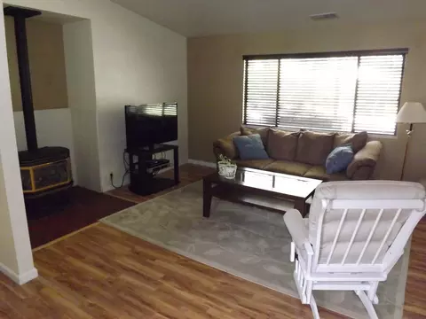 1423 Arroyo Manor Dr, Redding, CA 96003 photo 4