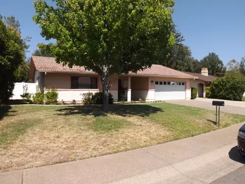 1423 Arroyo Manor Dr, Redding, CA 96003 photo 1
