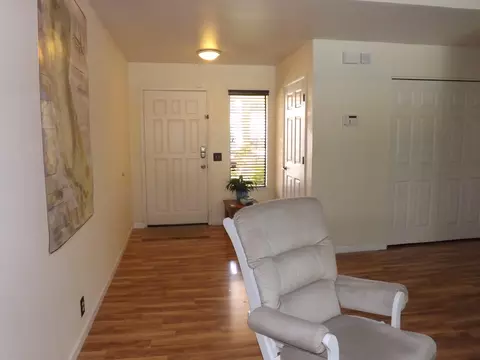 1423 Arroyo Manor Dr, Redding, CA 96003 photo 3