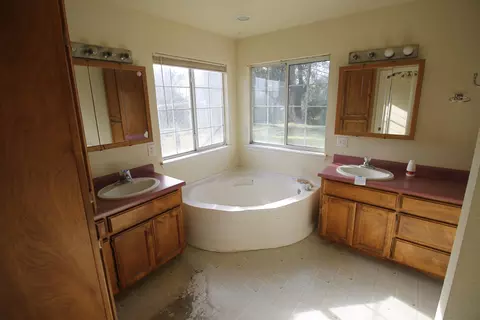 11928 Orla Ln, Redding, CA 96003 photo 5