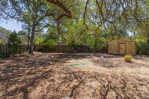 2061 Penn, Redding, CA 96002 photo 11