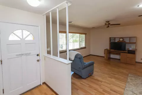 2061 Penn, Redding, CA 96002 photo 12