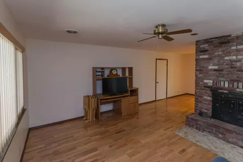 2061 Penn, Redding, CA 96002 photo 15