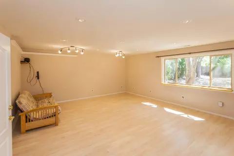 2061 Penn, Redding, CA 96002 photo 16