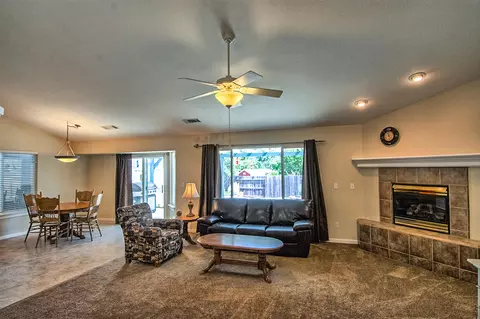 19362 Posey Ln, Redding, CA 96003 photo 8