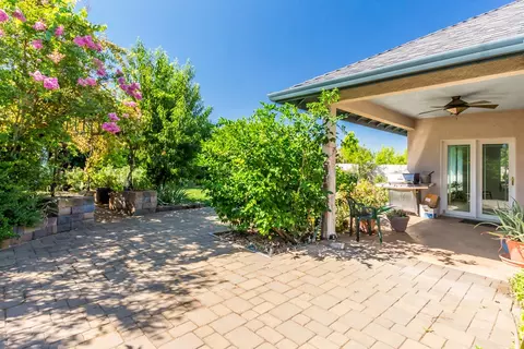 2111 Princeton Way, Redding, CA 96003 photo 29