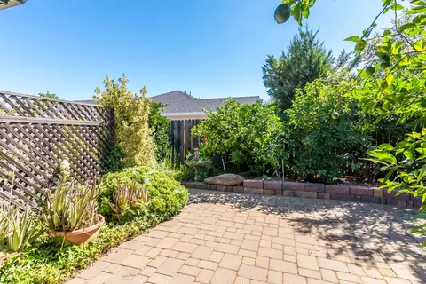 2111 Princeton Way, Redding, CA 96003 photo 33