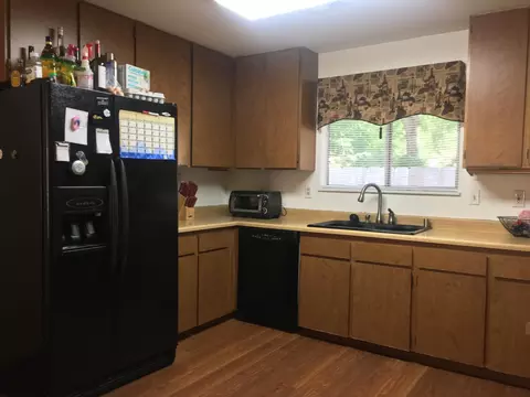 2967 Mahan St, Redding, CA 96001 photo 8
