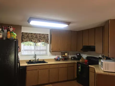 2967 Mahan St, Redding, CA 96001 photo 9
