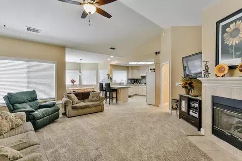 1715 Vinson Dr, Redding, CA 96003 photo 12