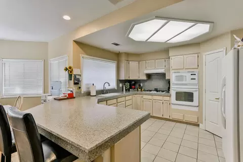 1715 Vinson Dr, Redding, CA 96003 photo 7