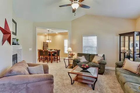 1715 Vinson Dr, Redding, CA 96003 photo 5