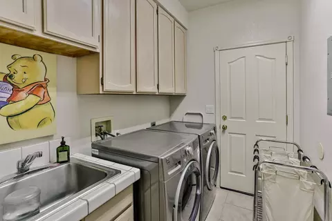 1715 Vinson Dr, Redding, CA 96003 photo 22