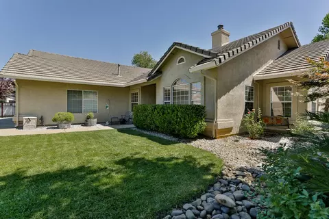 1715 Vinson Dr, Redding, CA 96003 photo 25