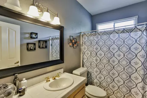 1715 Vinson Dr, Redding, CA 96003 photo 21