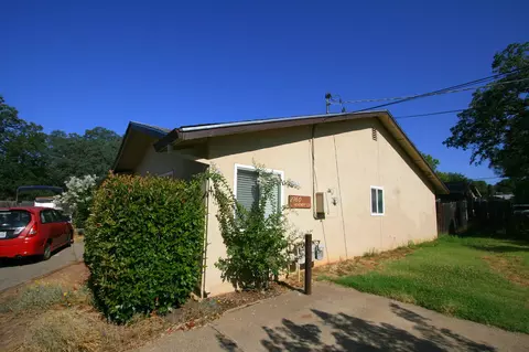 2760 Heather Ln, Redding, CA 96002 photo 1