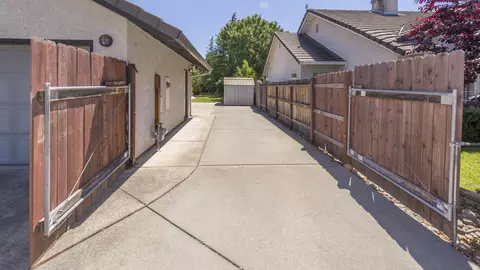 1725 Vinson Dr, Redding, CA 96003 photo 22