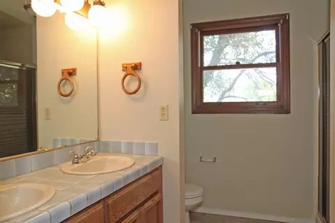 2480 Templeton Dr, Redding, CA 96002 photo 16