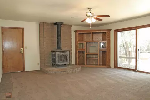 2480 Templeton Dr, Redding, CA 96002 photo 7