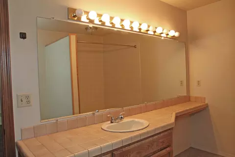 2480 Templeton Dr, Redding, CA 96002 photo 18