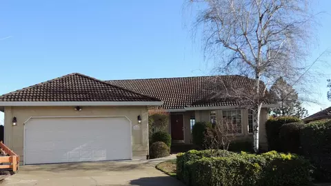 1825 Wasatch Ct, Redding, CA 96001 photo 1
