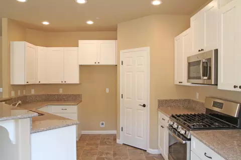 1256 Lombard Trl, Redding, CA 96001 photo 8