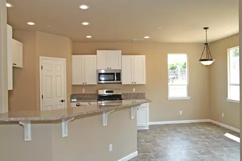 1256 Lombard Trl, Redding, CA 96001 photo 6