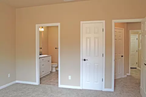 1256 Lombard Trl, Redding, CA 96001 photo 13