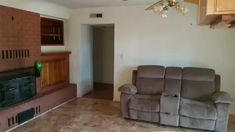 19670 Valley Ln, Redding, CA 96002 photo 22