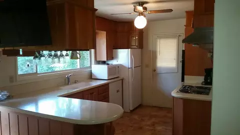 19670 Valley Ln, Redding, CA 96002 photo 19
