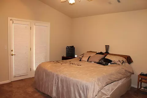 5961 Beaumont Dr, Redding, CA 96003 photo 10