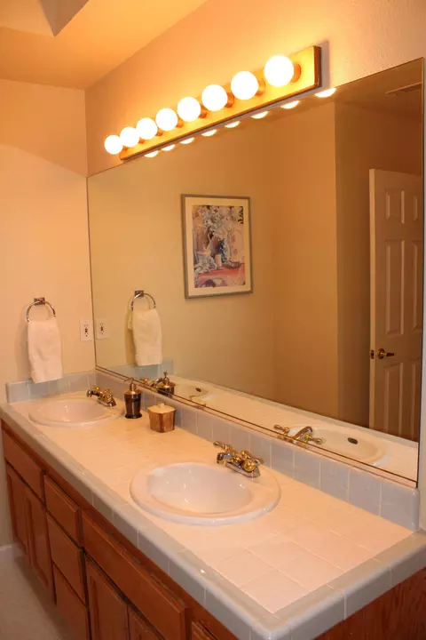 5961 Beaumont Dr, Redding, CA 96003 photo 9