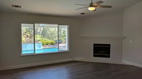 3511 Wasatch Dr, Redding, CA 96001 photo 10