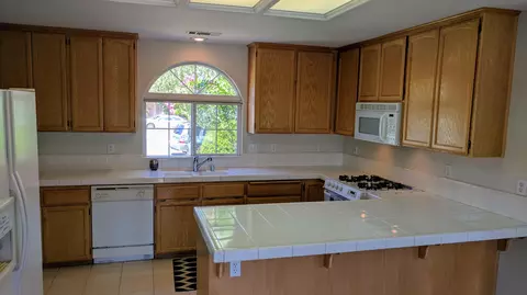 3511 Wasatch Dr, Redding, CA 96001 photo 5