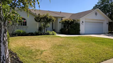 3511 Wasatch Dr, Redding, CA 96001 photo 2